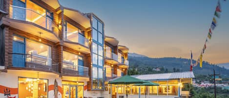 Front of property - evening/night