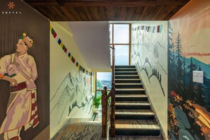 Interior - Zostel Kalpa (Kalpa)