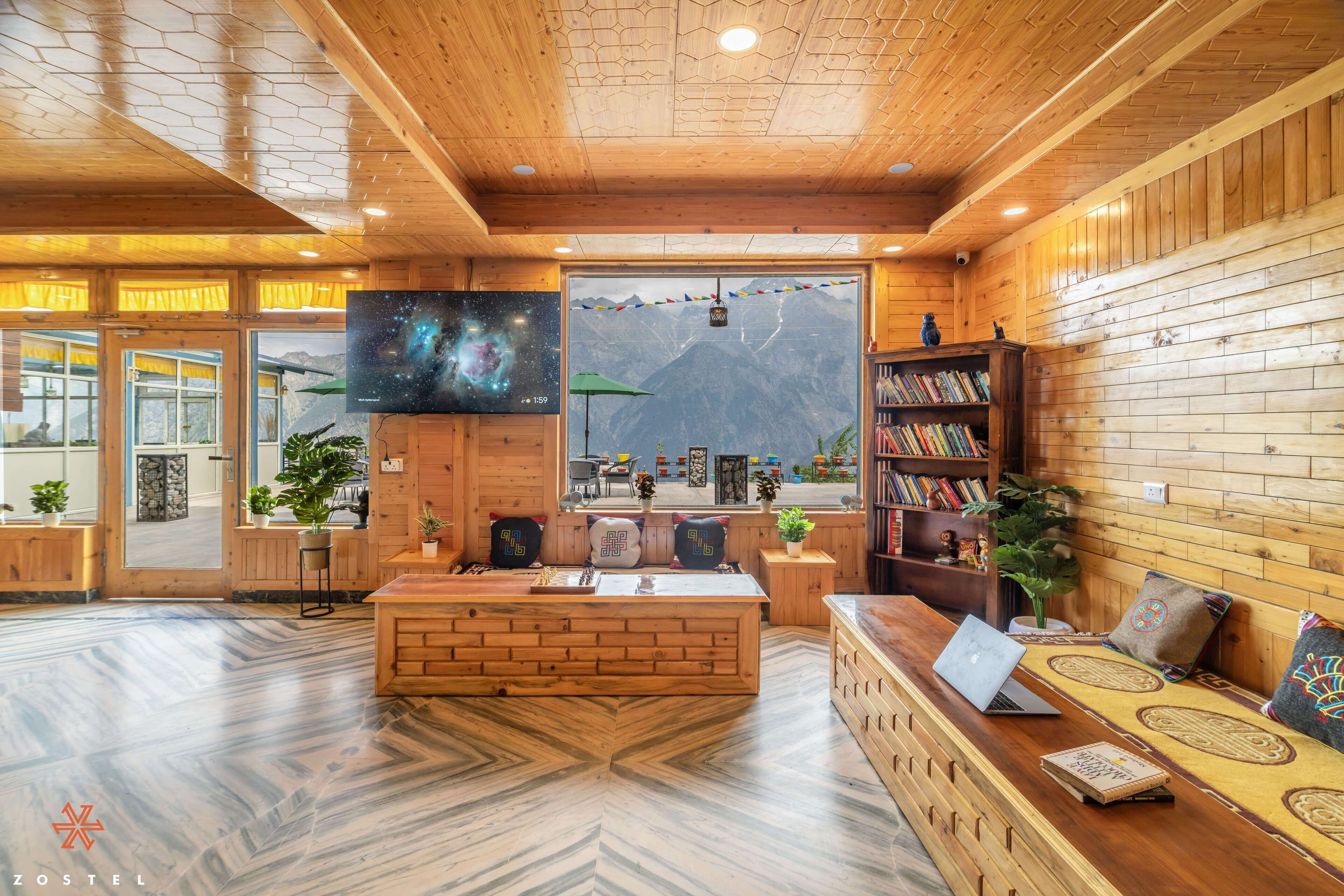 Tafelvoetbal en boeken