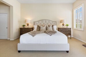 3 bedrooms, travel cot, free WiFi, bed sheets