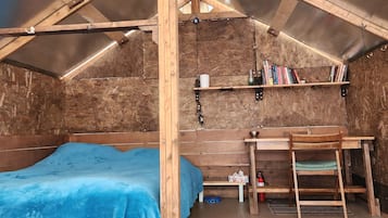 1 Schlafzimmer, Schreibtisch