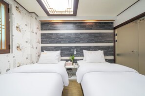 스탠다드 트윈룸 | 방음 설비, 무료 WiFi