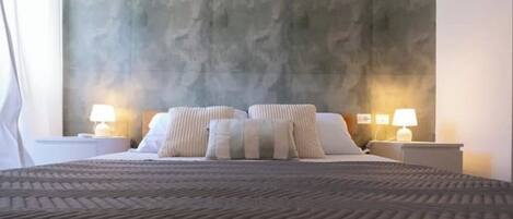 1 bedroom, iron/ironing board, travel crib, WiFi