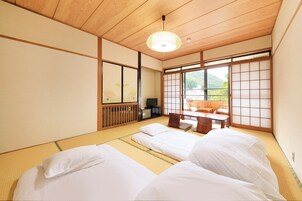 Habitación estándar, no fumadores, vistas a la montaña (with shower) | Wifi gratis y ropa de cama