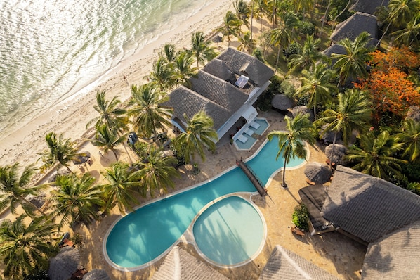 Aerial view - JAZ Adonia (Uroa)