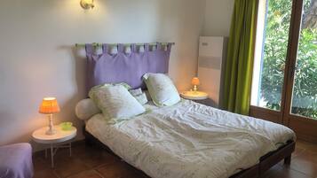 6 chambres, fer et planche Ă repasser, lit parapluie, Wi-Fi gratuit