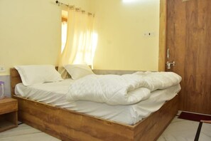 1 chambre, bureau, espace de travail pour ordinateur portable