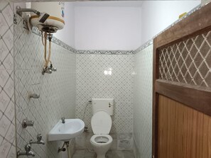 Shower, towels, soap