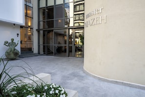 Fachada de la propiedad