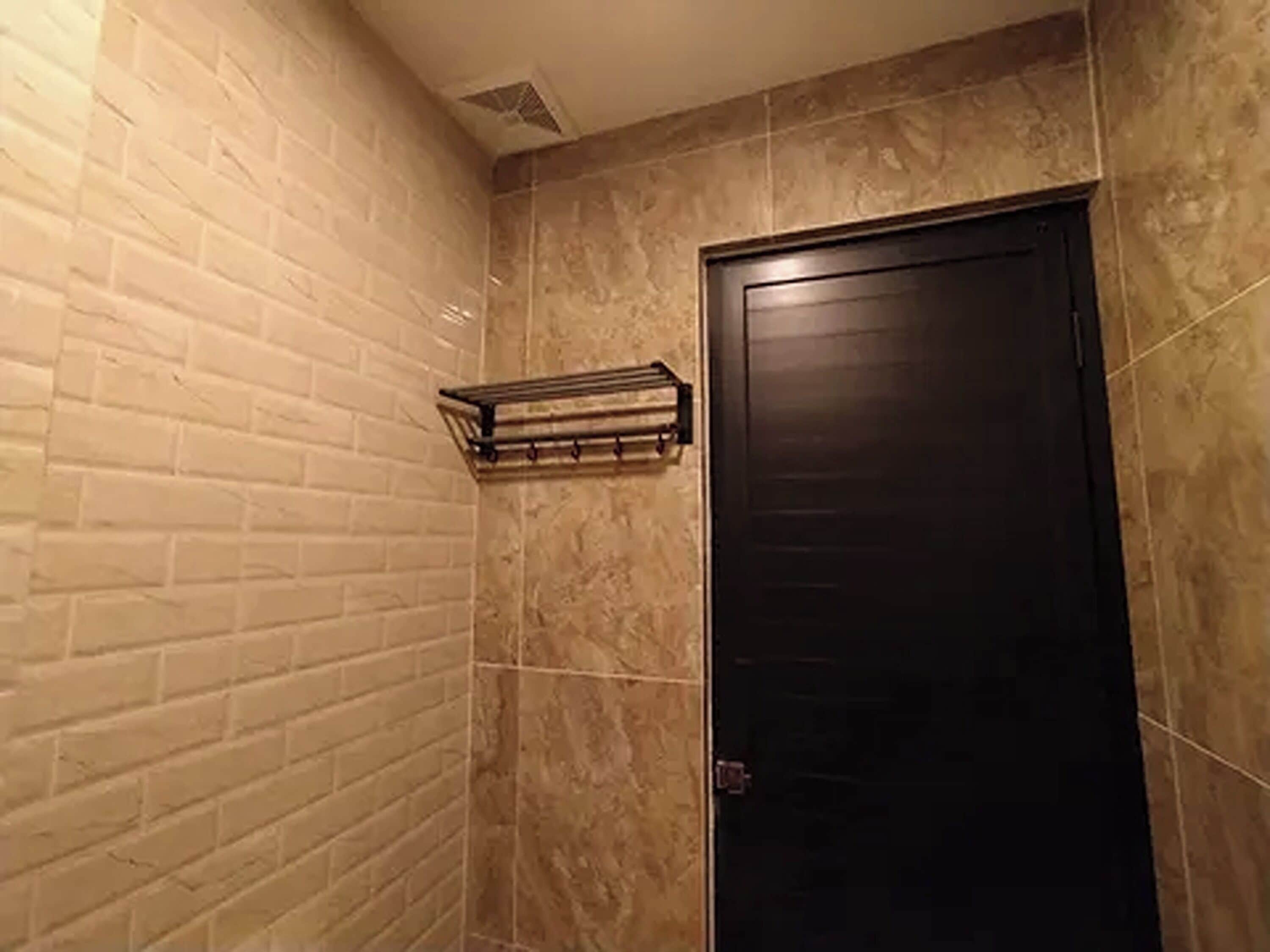 Villa, 1 Bedroom | Bathroom | Shower, rainfall showerhead, free toiletries, towels