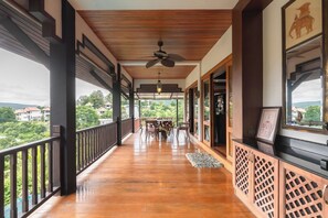 Balcony view - Guru Resort Chiang Mai (Hang Dong)