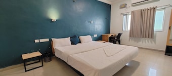 Hotel Sai Inn Executive