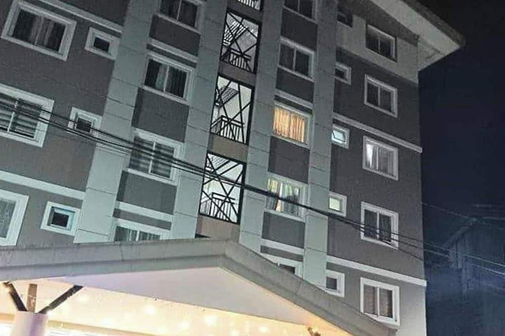 Krystalclaine Homestay-Burnham Hill Condo