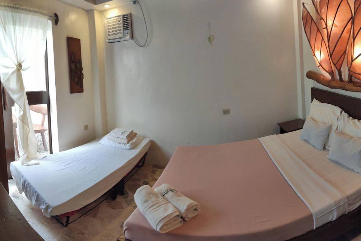 Grand-Villa | 1 Schlafzimmer, Zimmersafe, Schreibtisch, Bettwäsche