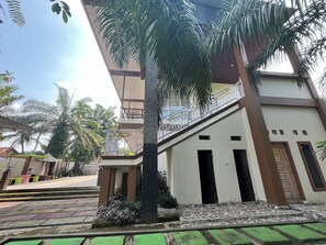 Exterior - Villa Zahira & House 2 (Jambi)