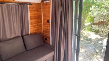 Eenpersoonskamer | Lakens van Egyptisch katoen, luxe beddengoed, een minibar, beddengoed