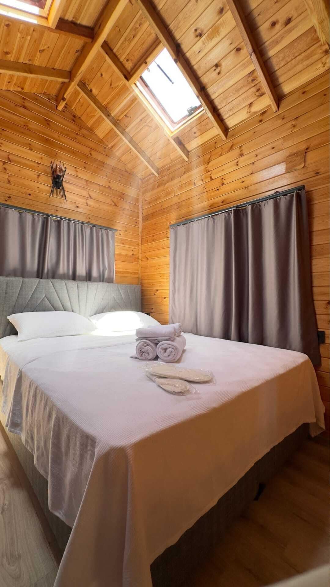 Standard Triple Room, Garden View | Cadar kapas Mesir, peralatan tempat tidur premium, bar mini 