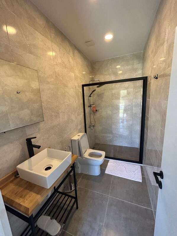 Deluxe Double Room, Courtyard View | Bathroom | Shower, towels, soap, toilet paper - Secret Garden Hotel (Cesme)