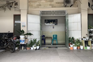 Front of property - Hotel O Pondok Sahabat Vianty Near SDN Kampung Parang (Pallangga)