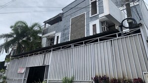 ด้านหน้าที่พัก