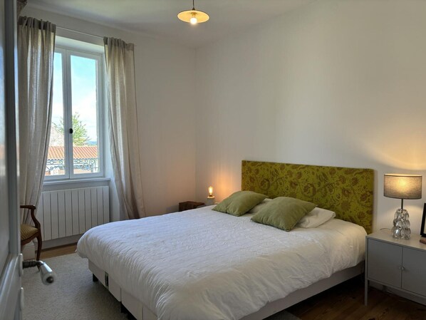 3 bedrooms, free WiFi