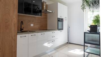 Frigorifero, forno, lavastoviglie, macchina per tè/caffè