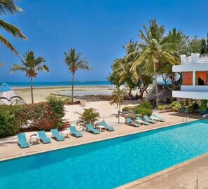Outdoor wedding area - BEACHCOMBER HOTEL AND RESORTS (Dar es Salaam)