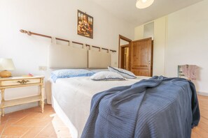 2 bedrooms, iron/ironing board, WiFi, bed sheets - Leonardo homes - Giardino apartment (vinci)