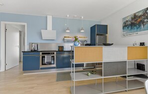 Kühlschrank, Herdplatte, Geschirrspüler