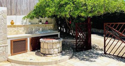 Rosa's trulli, tranquility and nature 15 min from the sea