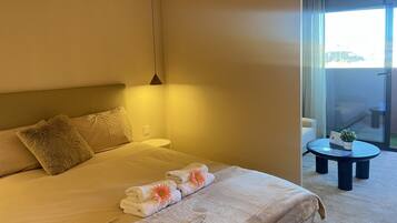 1 slaapkamer, een strijkplank/strijkijzer, gratis wifi, beddengoed