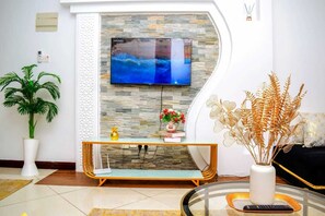 Exclusive Penthouse | Living area - Eden Beach Resort Apartments (Mombasa)