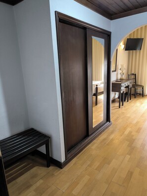 Wi-Fi gratuit, draps fournis