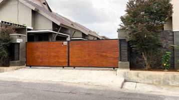 A szálláshely homlokzata