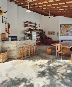 Dining - Incredible and complete mansion in a green paradise! (São Bartolomeu)