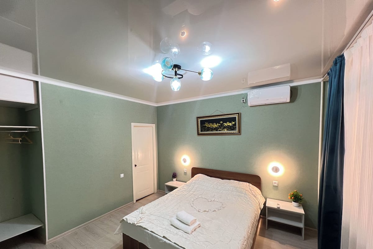 Suite de lujo | Escritorio, espacio para trabajar con laptop y wifi gratis