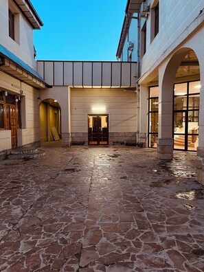 Front of property - Green Hotel (Tashkent)