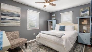 2 soveværelser, skrivebord, strygejern/strygebræt, gratis Wi-Fi