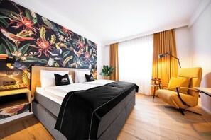 Exclusive Double Room | 1 bedroom, premium bedding, individually decorated, desk