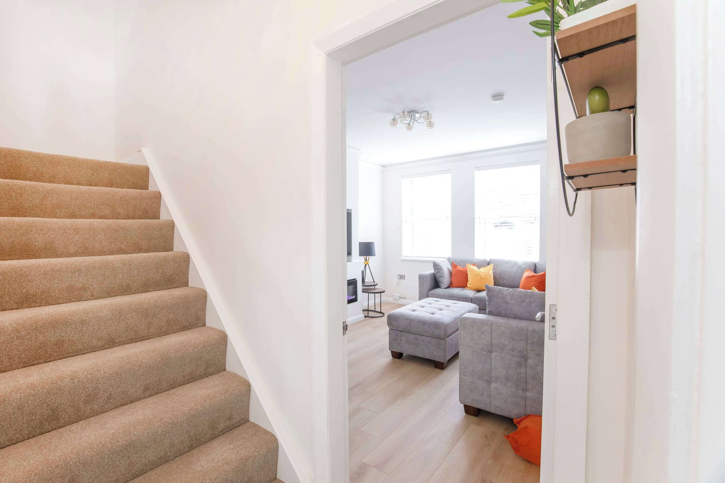 TV, fireplace, offices