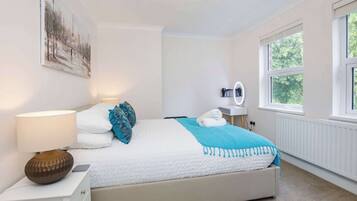 3 bedrooms, iron/ironing board, travel cot, WiFi