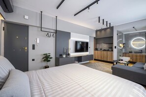 1 habitación, tabla de planchar con plancha, wifi y ropa de cama 