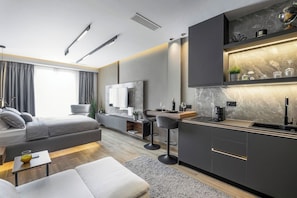 1 chambre, fer et planche à repasser, Wi-Fi, draps fournis