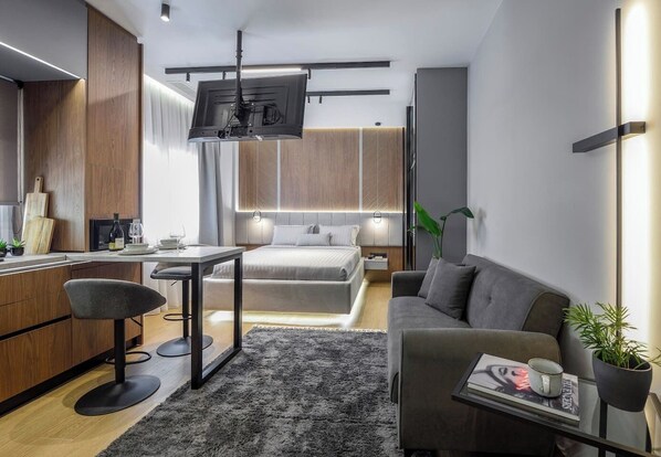 1 dormitorio, tabla de planchar con plancha, wifi y ropa de cama