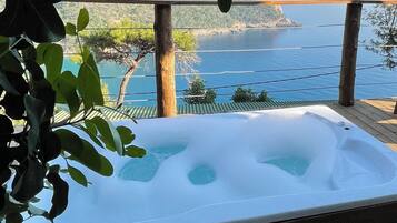 Petunya Evi | Terrace/patio