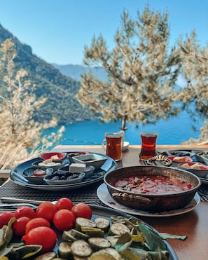 Daily local cuisine breakfast for a fee - Kabak Utopya (Fethiye)
