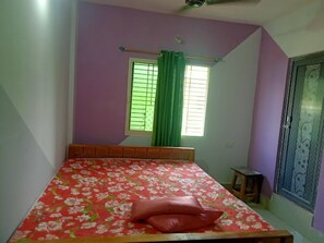 Free WiFi, bed sheets - Goroomgo Odishika Inn Lodge Puri (Puri)