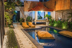Vila conforto, 3 quartos, vista para a piscina, ao lado da piscina | Terraço/pátio
