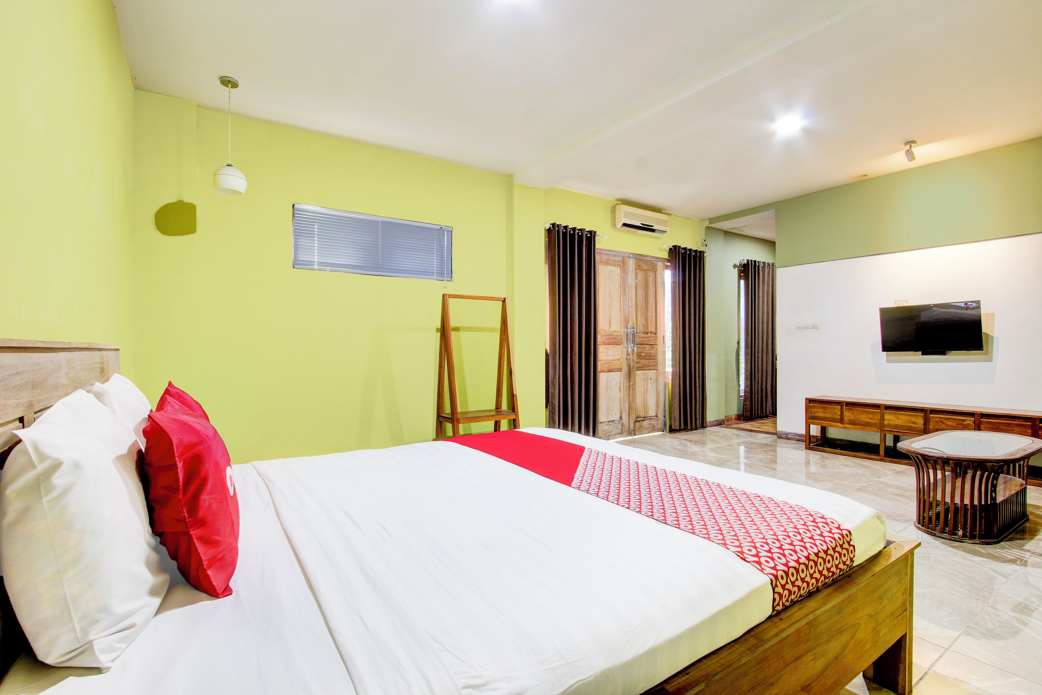 Suite | Ruang kerja ramah laptop, Wi-Fi gratis, dan seprai linen