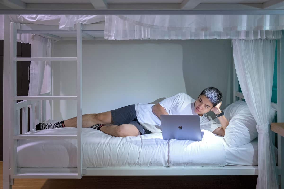Dormitorio condiviso, per soli uomini | 1 camera, Wi-Fi gratuito